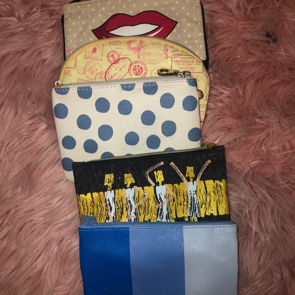 Mini makeup bags